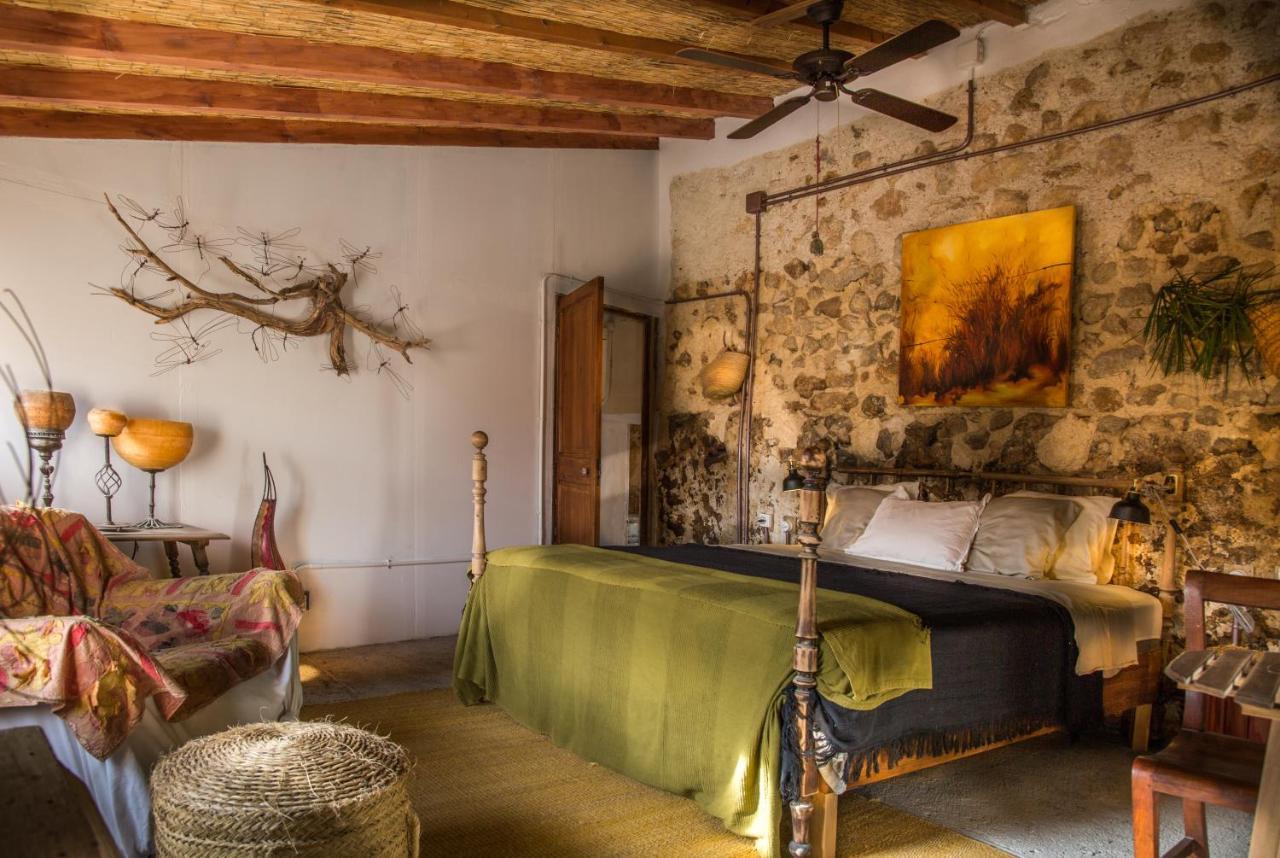 Ca Na Panxa Bed & Breakfast กัมปาเนต ภายนอก รูปภาพ