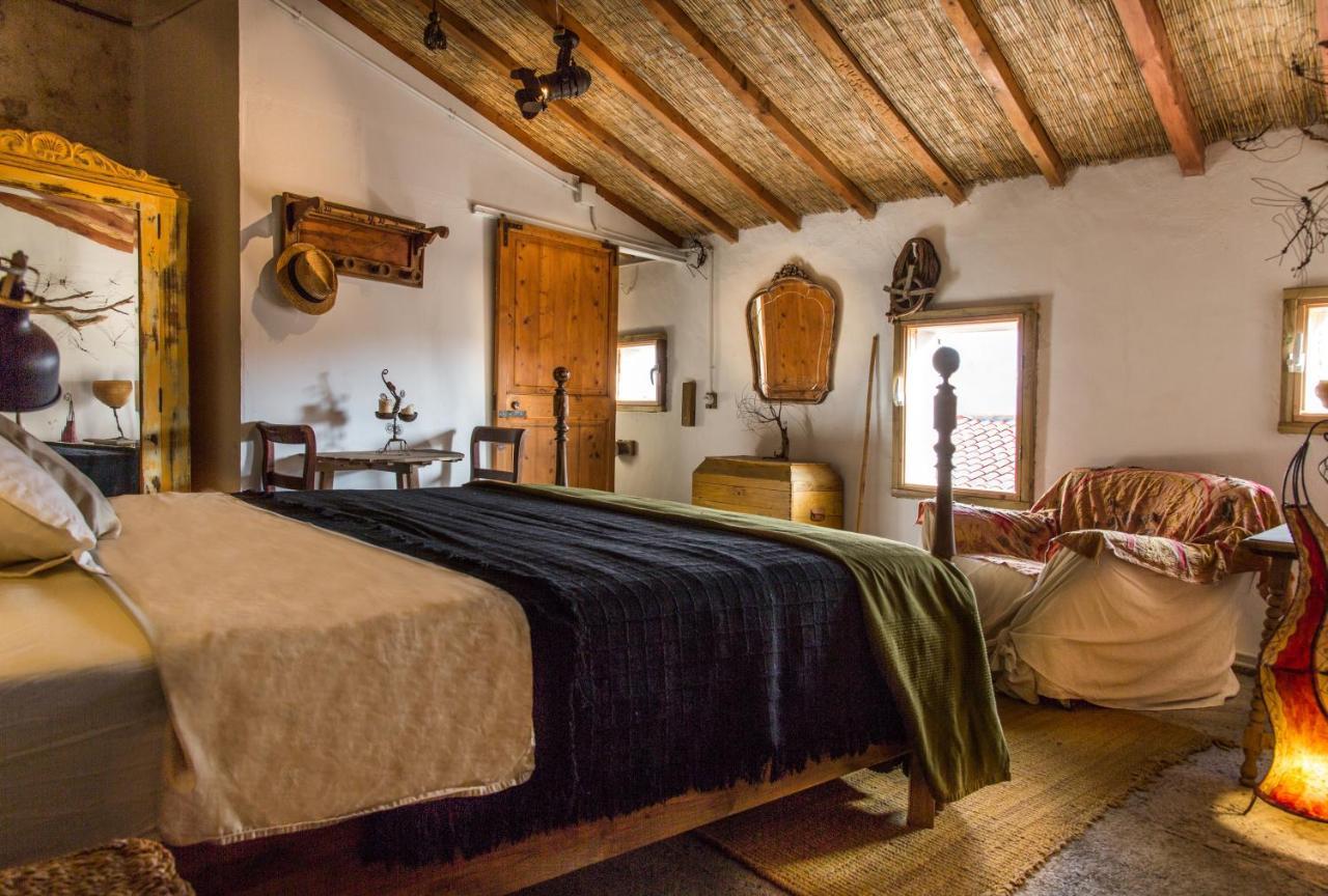 Ca Na Panxa Bed & Breakfast กัมปาเนต ภายนอก รูปภาพ